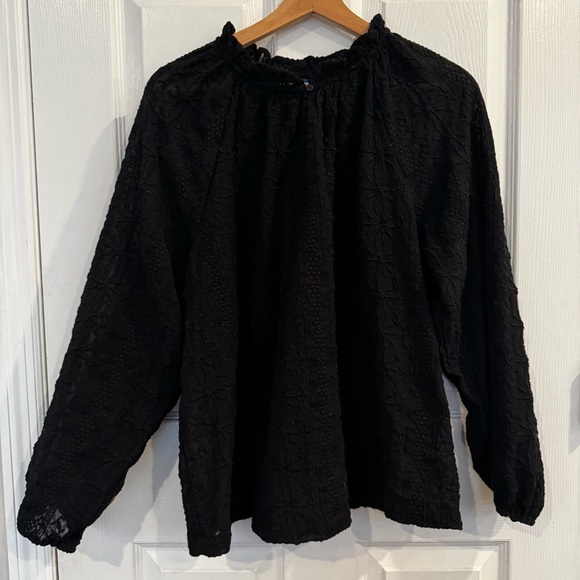 Old Navy Black Lace Embroidered Blouse Peasant Top Long Sleeve Boho Size Large - Picture 1 of 10